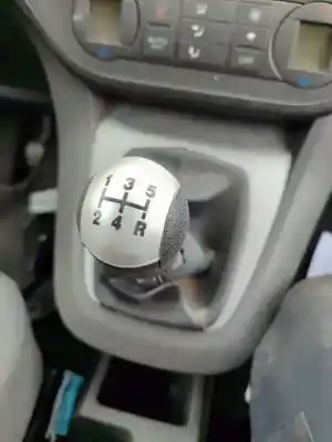 Здавання транспортного засобу ford focus c-max (cap) ambiente (d) року 2001 потужний d/g8da