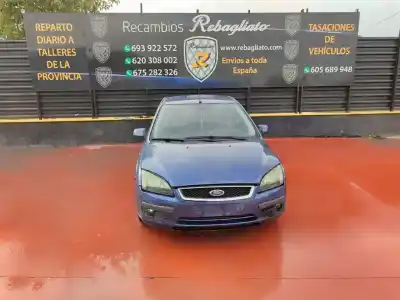 Veículo de Sucata ford focus berlina (cap) ambiente (d) do ano 2001 alimentado d-kkda