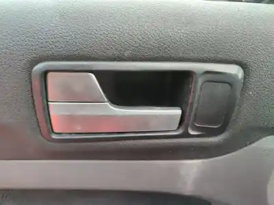 Veículo de Sucata ford focus berlina (cap) ambiente (d) do ano 2001 alimentado d-kkda