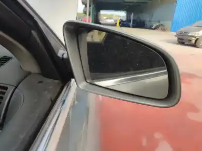 Здавання транспортного засобу audi a4 b6 (8e2) 1.9 tdi року 2001 потужний awx