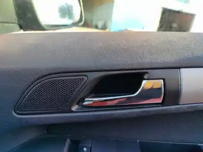 Veículo de Sucata opel zafira b enjoy do ano 2001 alimentado z18xer