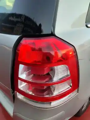 Veículo de Sucata opel zafira b enjoy do ano 2001 alimentado z18xer