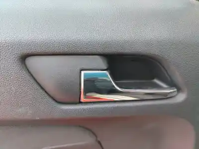 Veículo de Sucata opel zafira b enjoy do ano 2001 alimentado z18xer