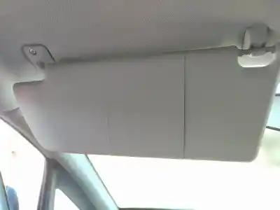 Veículo de Sucata opel zafira b enjoy do ano 2001 alimentado z18xer