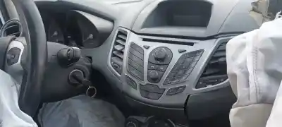 Sloopvoertuig ford fiesta (cb1) ambiente van het jaar 2010 aangedreven d/f6jd