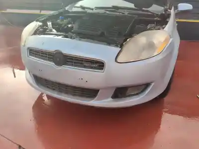 Sloopvoertuig fiat bravo (198) 1.9 16v dynamic multijet van het jaar 2001 aangedreven 192a8000