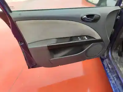 Veículo de Sucata seat leon (1p1) comfort limited do ano 2001 alimentado bxe