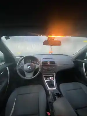 Veículo de Sucata bmw x3 (e83) 2.0d do ano 2001 alimentado m47n204d4