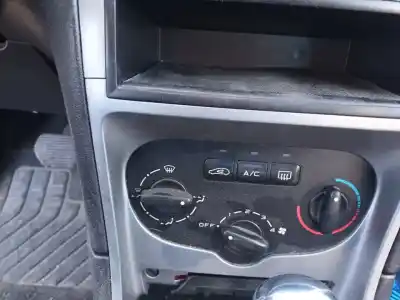 Veicolo di demolizione peugeot 307 berlina (s2) xs dell'anno 2001 alimentato 