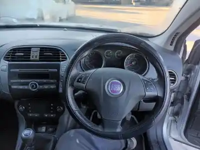 Veicolo di demolizione fiat bravo (198) 1.9 jtd 16v cat dell'anno 2001 alimentato 937a5000