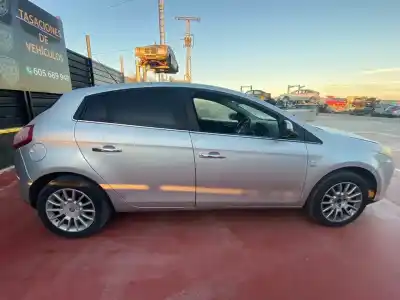 Veicolo di demolizione fiat bravo (198) 1.9 jtd 16v cat dell'anno 2001 alimentato 937a5000