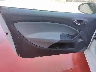 Veículo de Sucata seat ibiza sc (6j1) reference do ano 2013 alimentado cfw