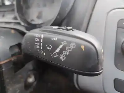 Veículo de Sucata seat ibiza sc (6j1) reference do ano 2013 alimentado cfw