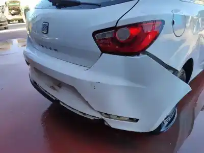 Veículo de Sucata seat ibiza sc (6j1) reference do ano 2013 alimentado cfw