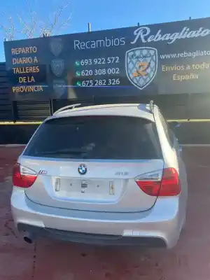 Veículo de Sucata bmw 3 touring (e91) 320 i do ano 2001 alimentado n46b20b
