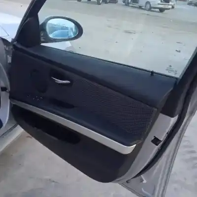 Veículo de Sucata bmw 3 touring (e91) 320 i do ano 2001 alimentado n46b20b