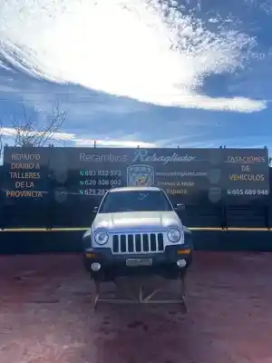 Verschrottungsfahrzeug jeep cherokee (kj) 2.8 crd 4x4 des jahres 2001 angetrieben enr