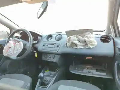 Veículo de Sucata seat ibiza (6j5) good stuff do ano 2014 alimentado cay