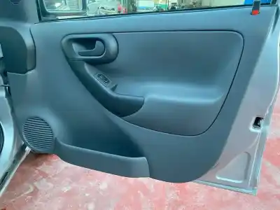 Veículo de Sucata opel combo cargo do ano 2001 alimentado z17dth