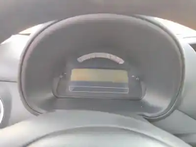 Veículo de Sucata citroen c3 (f desde 11/2001) 1.1 8v do ano 2001 alimentado hfx