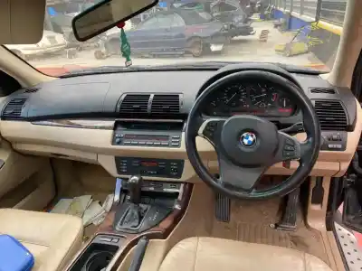 Veículo de Sucata bmw x5 (e53) 3.0i do ano 2001 alimentado 