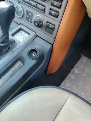 Здавання транспортного засобу land rover range rover (lm) 4.4 v8 hse року 2001 потужний m62b44