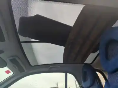 Veículo de Sucata smart coupe edition bluemotion do ano 2001 alimentado g-13