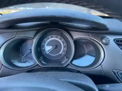 Veículo de Sucata citroen c3 collection 99 cv / 73 kw do ano 2015 alimentado bh02