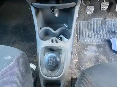 Veículo de Sucata citroen c1 (pm_, pn_) 1.0 do ano 2001 alimentado 1kr