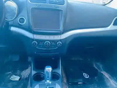 Veículo de Sucata fiat freemont (345) cross awd 170 cv / 125 kw do ano 2018 alimentado 939b5000