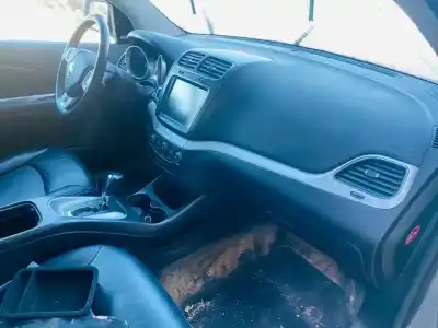 Veículo de Sucata fiat freemont (345) cross awd 170 cv / 125 kw do ano 2018 alimentado 939b5000