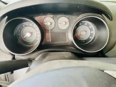 Veicolo di demolizione fiat punto (evo) (199) dynamic dell'anno 2011 alimentato 