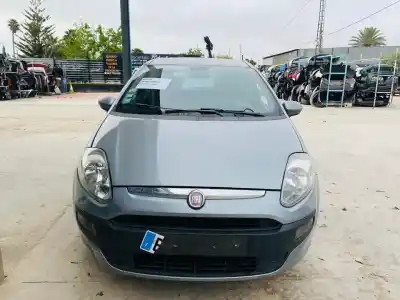 Veicolo di demolizione fiat punto (evo) (199) dynamic dell'anno 2011 alimentato 
