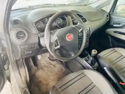 Veicolo di demolizione fiat punto (evo) (199) dynamic dell'anno 2011 alimentato 