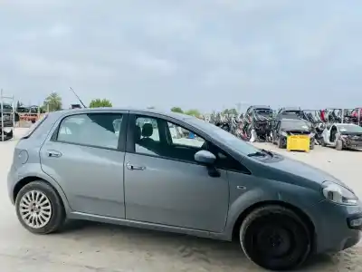 Veicolo di demolizione fiat punto (evo) (199) dynamic dell'anno 2011 alimentato 