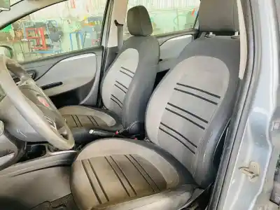 Veicolo di demolizione fiat punto (evo) (199) dynamic dell'anno 2011 alimentato 