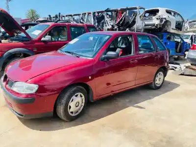 Véhicule à la ferraille seat ibiza (6k1) signo de l'année 2001 alimenté aud