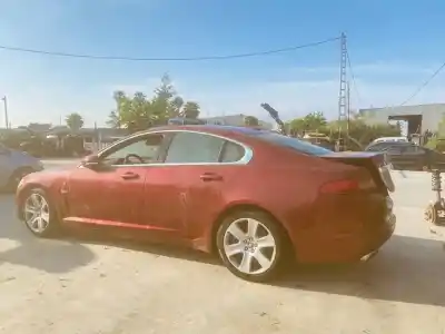Veicolo di demolizione jaguar xf 3.0 v6 premium luxury dell'anno 2012 alimentato fg