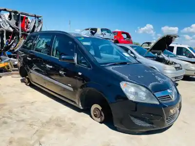 Veículo de Sucata opel zafira b cosmo do ano 2001 alimentado z16xe1