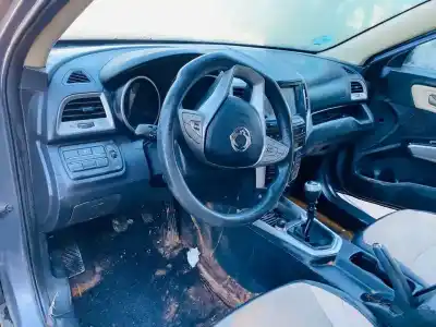Здавання транспортного засобу ssangyong                                          tivoli                                                                                                                                                                                                                                                     crystal 4x2 року 2015 потужний 673910