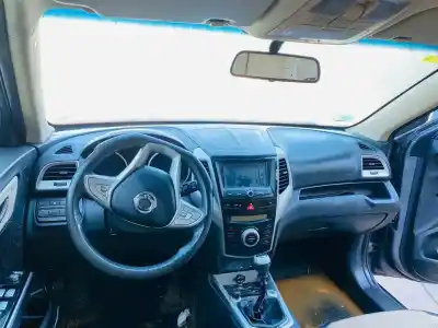 Здавання транспортного засобу ssangyong                                          tivoli                                                                                                                                                                                                                                                     crystal 4x2 року 2015 потужний 673910