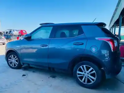 Здавання транспортного засобу ssangyong                                          tivoli                                                                                                                                                                                                                                                     crystal 4x2 року 2015 потужний 673910