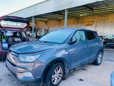 Здавання транспортного засобу ssangyong                                          tivoli                                                                                                                                                                                                                                                     crystal 4x2 року 2015 потужний 673910