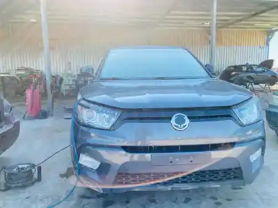Здавання транспортного засобу ssangyong                                          tivoli                                                                                                                                                                                                                                                     crystal 4x2 року 2015 потужний 673910
