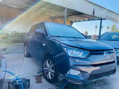 Здавання транспортного засобу ssangyong                                          tivoli                                                                                                                                                                                                                                                     crystal 4x2 року 2015 потужний 673910