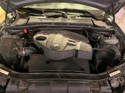 Veículo de Sucata bmw serie 3 berlina (e90) 320d do ano 2001 alimentado n47d20c