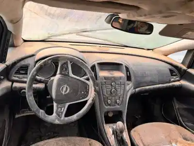Scrapping Vehicle opel astra j (p10) 1.6 (68) of the year 2001 powered a16xer