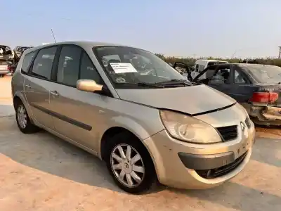 Scrapping Vehicle renault scenic ii grand confort dynamique of the year 2001 powered 