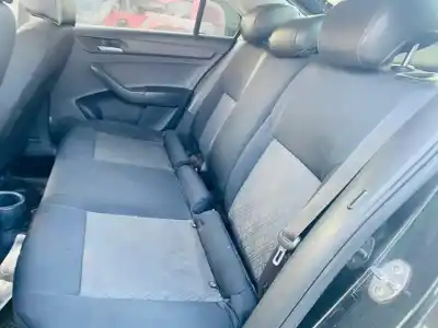 Veicolo di demolizione seat toledo (kg3) connect dell'anno 2015 alimentato cxm