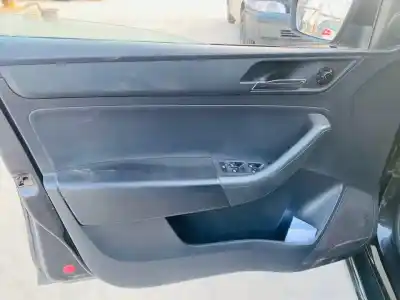 Veicolo di demolizione seat toledo (kg3) connect dell'anno 2015 alimentato cxm